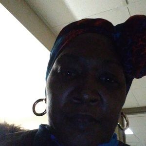 Meet your Posher, Traci